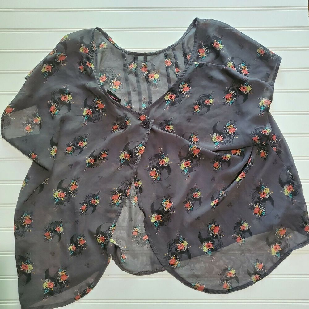 Torrid Black Floral Sheer Button Back Blouse - Picture 7 of 8